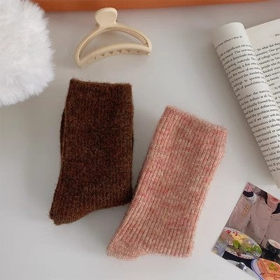 Xiao Xiangfeng Solid Color Wool Socks Women's Long Socks Instagram Trendy Pure Cotton Autumn and Winter Thickened and Warm Cashmere Retro Mid length Socks m1915010470
